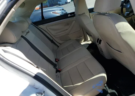 2010 Volkswagen Jetta Se from USA, damaged, VIN 3VWRX7AJ8AM136696